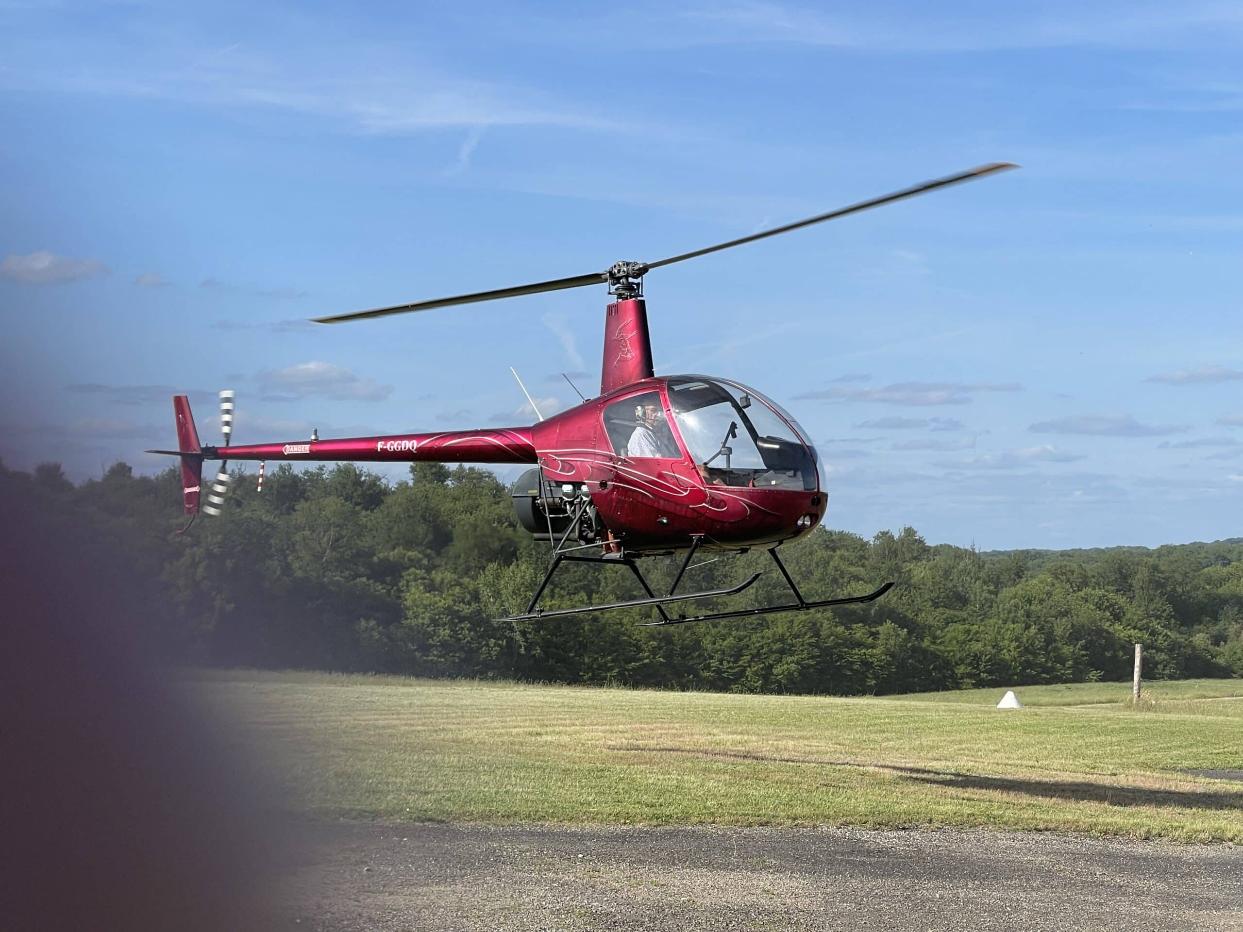 2000 Hélicoptère Robinson R22, photo 3